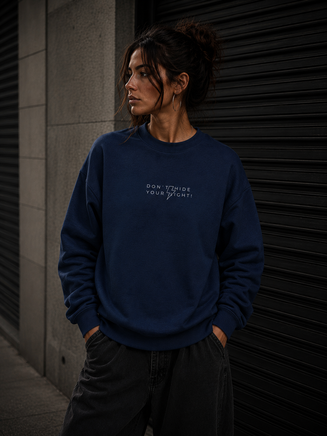 🖤DON’T HIDE YOUR LIGHT – Premium Unisex Pullover | Digital Artwork