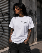 PLAY LOUD. l Performance Unisex-Statement-T-Shirt Weiß